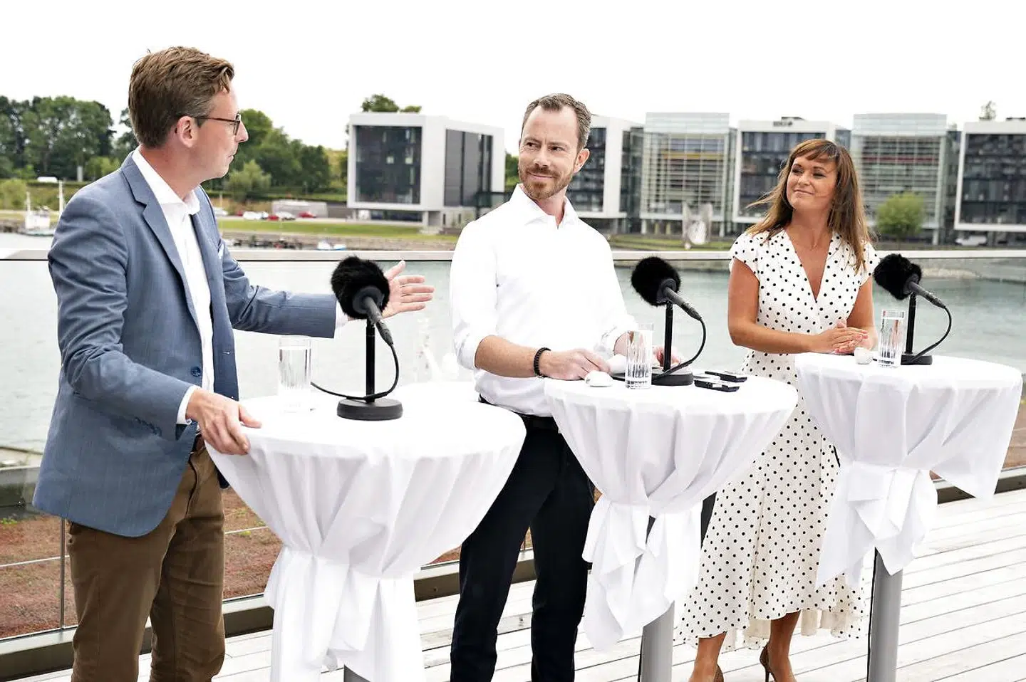 »Borgerlige politikere har mere oplagte og funktionelle svar på tidens udfordringer end socialdemokrater og socialister. Når virkeligheden tager sig anderledes ud, er det fordi liberale og konservative politikere putter med de løsninger, som tager udgangspunkt i borgerlige grundsynspunkter,« skriver Anders Krab-Johansen.