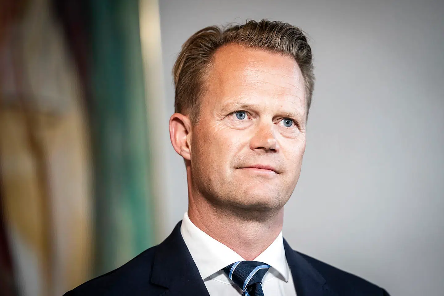 Udenrigsminister Jeppe Kofod da han sammen med Grønlands naalakkersuisoq for udenrigsanliggender og energi, Steen Lynge, og Færøernes landsstyremand for kultur og udenrigsanliggender, Jenis av Rana holder pressemøde i Eigtveds Pakhus i København, tirsdag den 21. juli 2020. (Foto: Ida Marie Odgaard/Ritzau Scanpix)