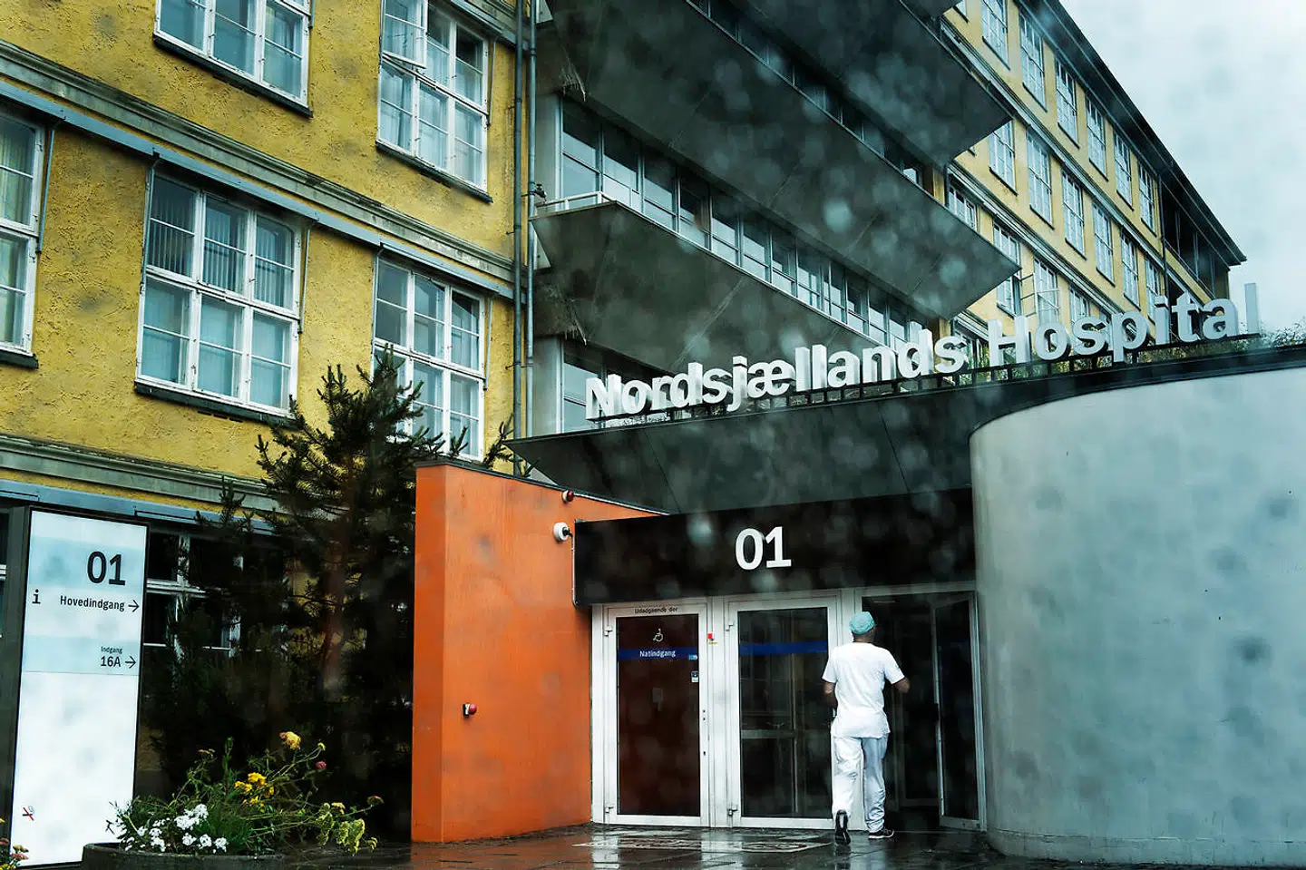 Nordsjællands Hospital mangler mange tusinde tøjgenstande, oplyser hospitalet i et nyhedsbrev og kommer med en kraftig opfordring til de ansatte.