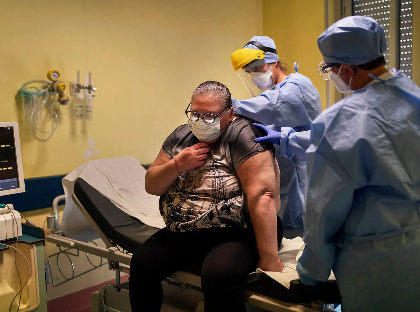 En kvinde har fået konstateret covid-19 på hospitalet i Codogno, der var det første sted i Europa, som fik et bekræftet coronatilfælde. Den lile by ligger ikke langt fra Bergamo i det hårdtprøvede Lombardiet.