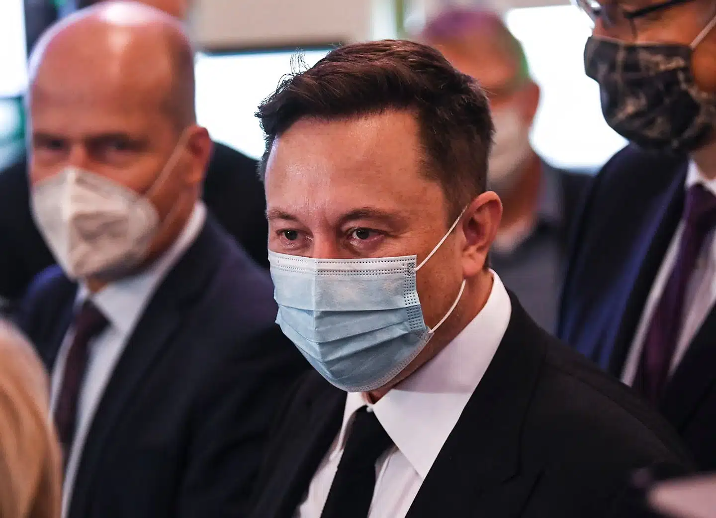 Elon Musk har grund til at bekymre sig, efter at Tesla-aktien er faldet med over 30 procent på få dage.