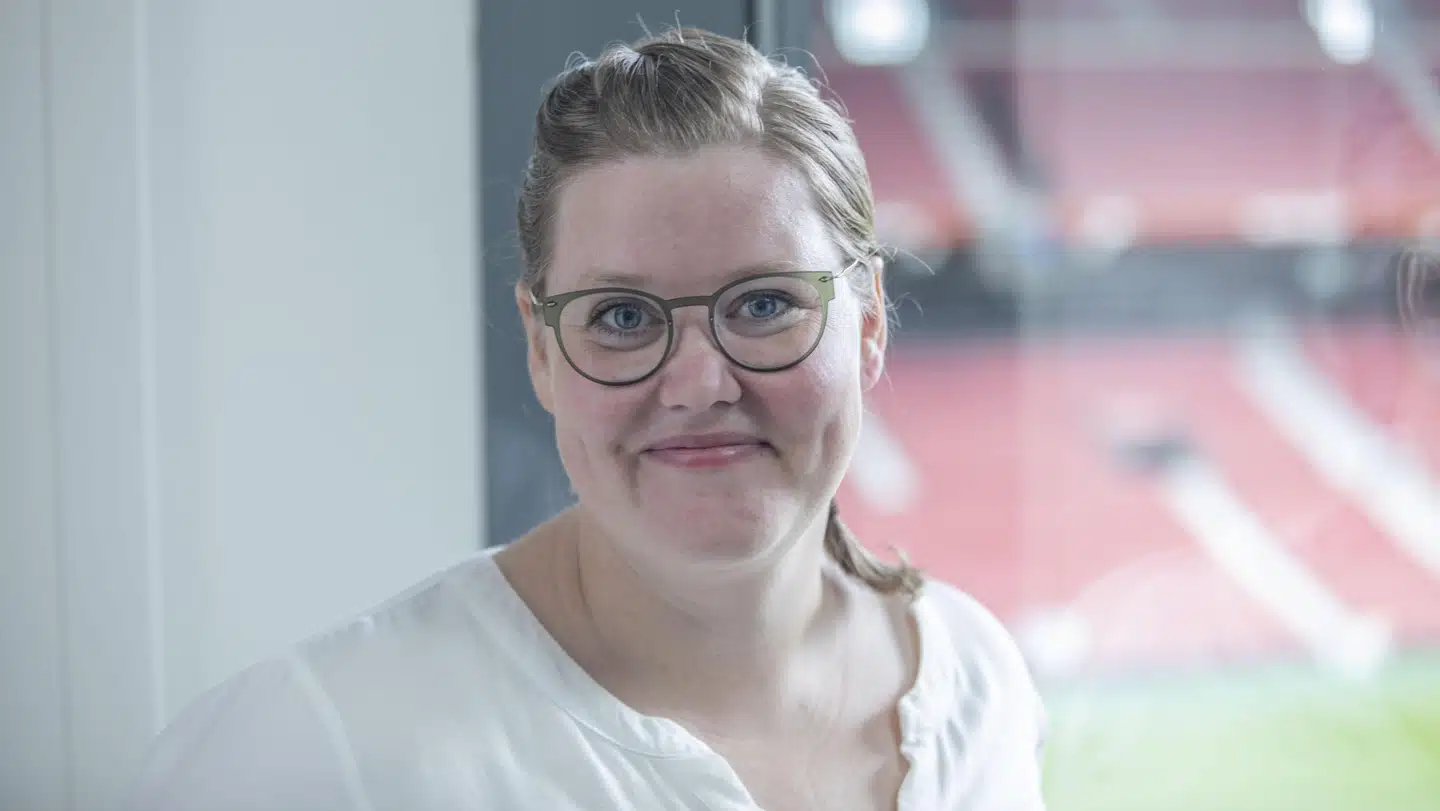 »Pludselig gik der et lys op for mig i forhold til, hvad jeg vil med mit arbejdsliv, og hvor jeg ser mig selv de næste år,« siger Diana Køhler om Djøfs mentorordning. (Foto: Frej Rosenstjerne)