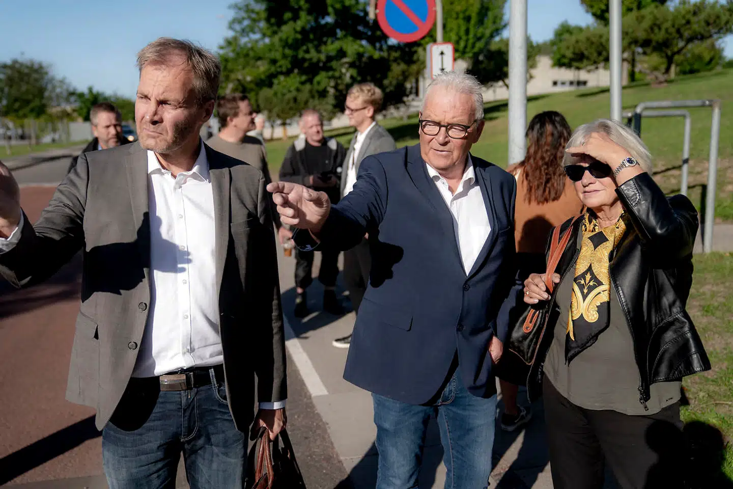 Pia Kjærsgaard og Peter Skaarup fra Dansk Folkeparti var på besøg hos boligformand Ebbe Ahlgren i det konfliktramte Motalavej-område i Korsør, hvor unge fra to libanesiske familier har hærget.