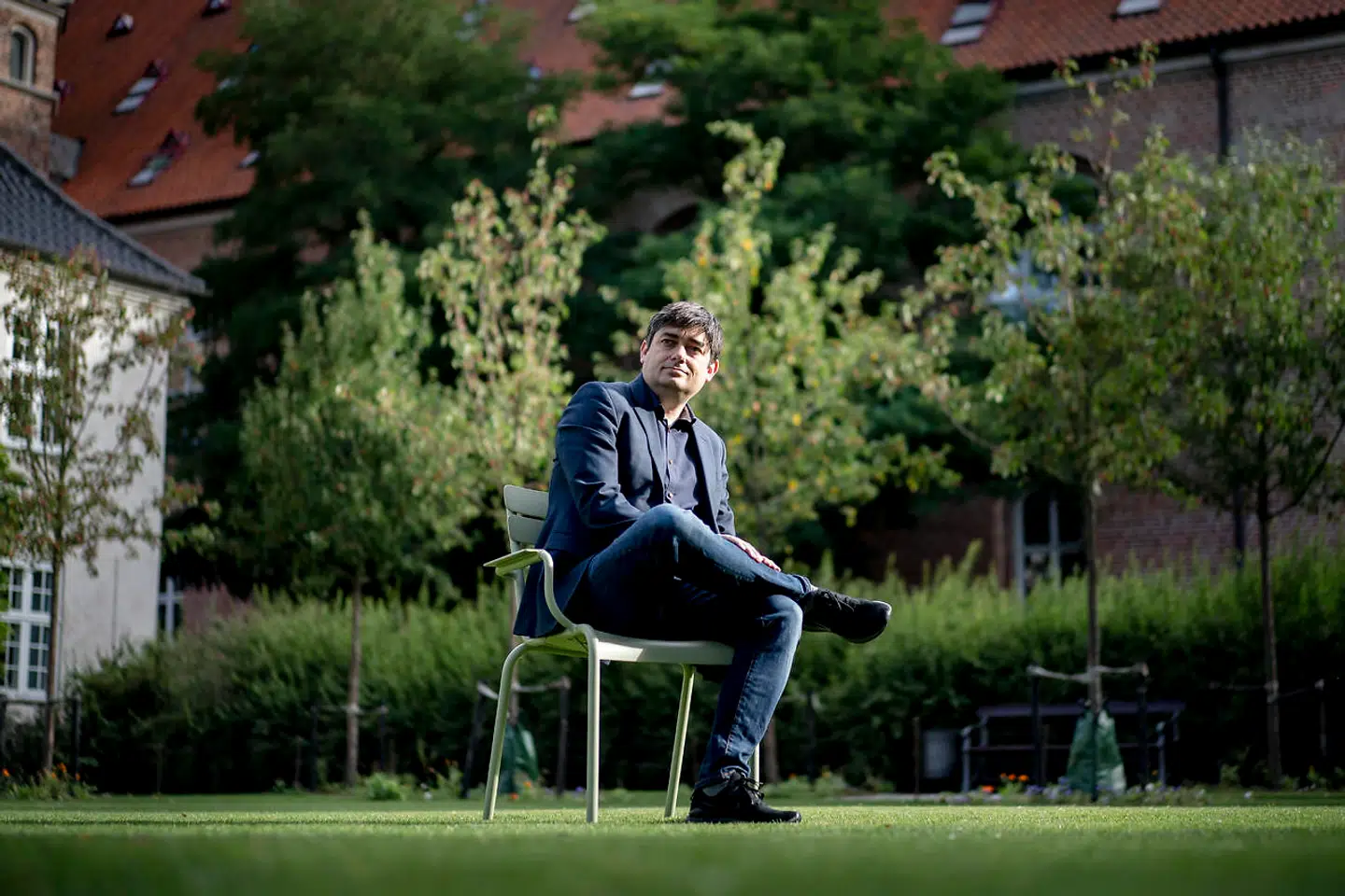 Folketingsmedlem for Socialdemokratiet, Daniel Toft Jacobsen, har sammen med Ingrid Ank skrevet bogen: »At være demokrat er ikke at være bange – åndsfrihed under pres«.