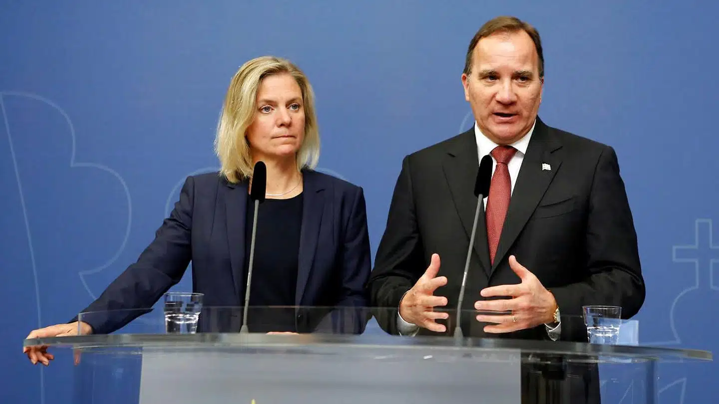 Finansminister Magdalena Andersson (S) præsenterer 21. september regeringens forslag til finanslov, der skal sparke gang i svensk økonomi. Skattelettelser er en del af pakken, efter at statsminister Stefan Löfven (S) har foretaget en U-vending.