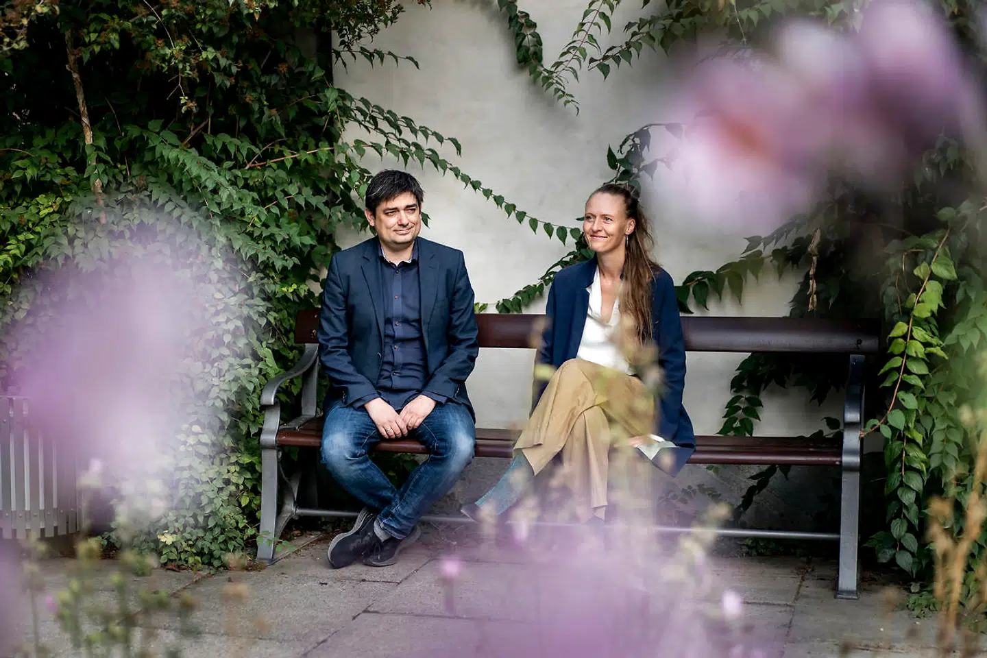 Folketingsmedlem for Socialdemokratiet Daniel Toft Jacobsen har sammen med Ingrid Ank skrevet bogen »At være demokrat er ikke at være bange«.