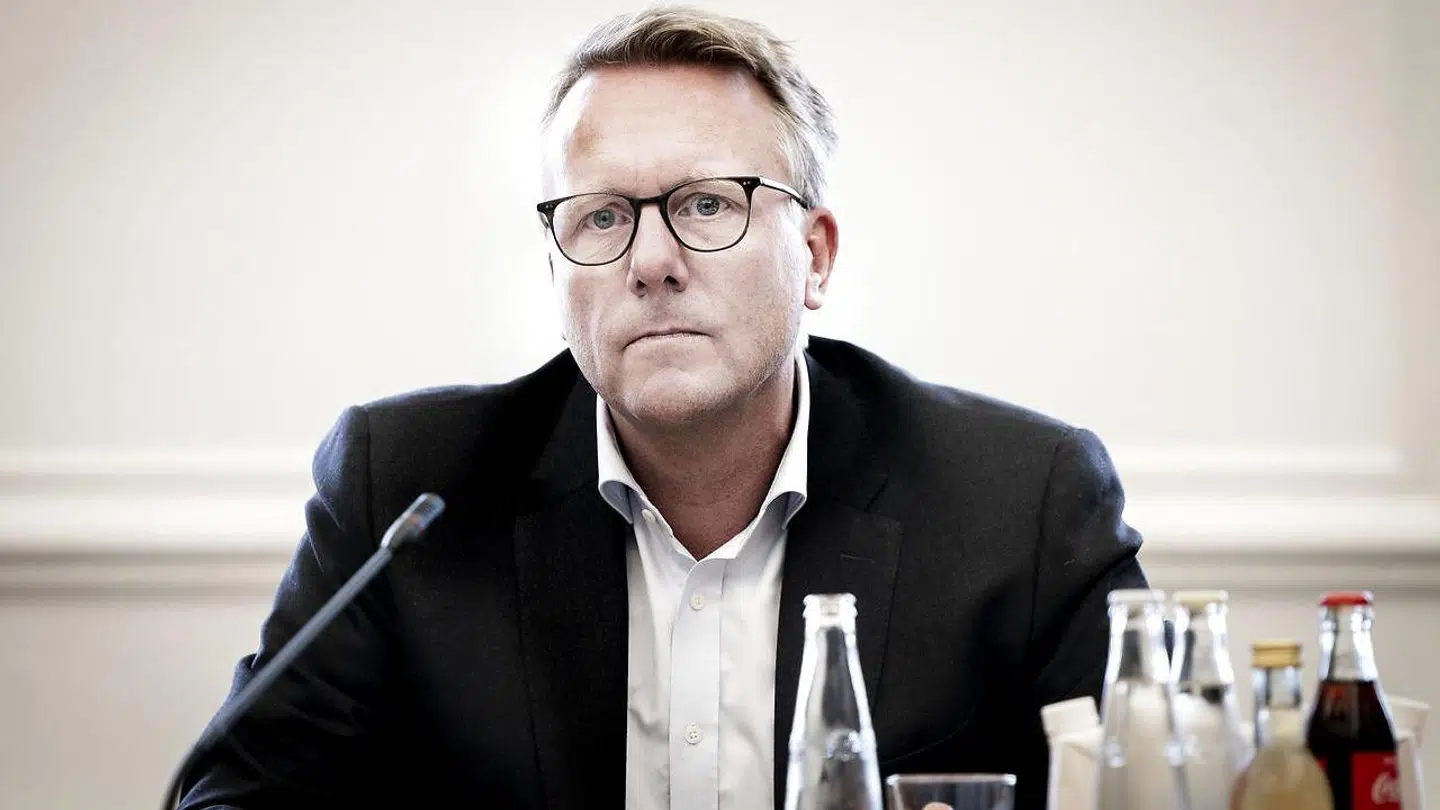 Skatteminister Morten Bødskov (S) mener, at bankerne skal bidrage mere til fællesskabet. Men det er ikke bare banker, der kommer til at betale for Arnes pension.