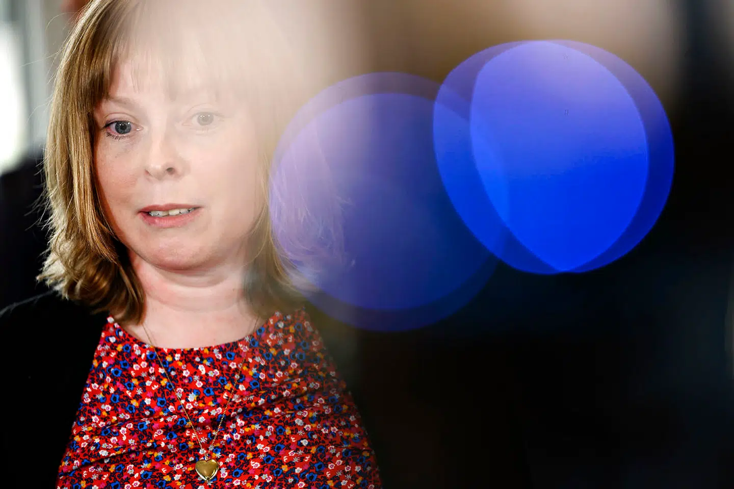 Kulturminister Joy Mogensen (S) vil fjerne resten af de besparelser, DR ellers blev pålagt under den forrige regering. For vi befinder os lige nu i en »frihedskamp«, lyder det fra ministeren. Men er kampen mod de internationale techgiganter en, der kan vindes?