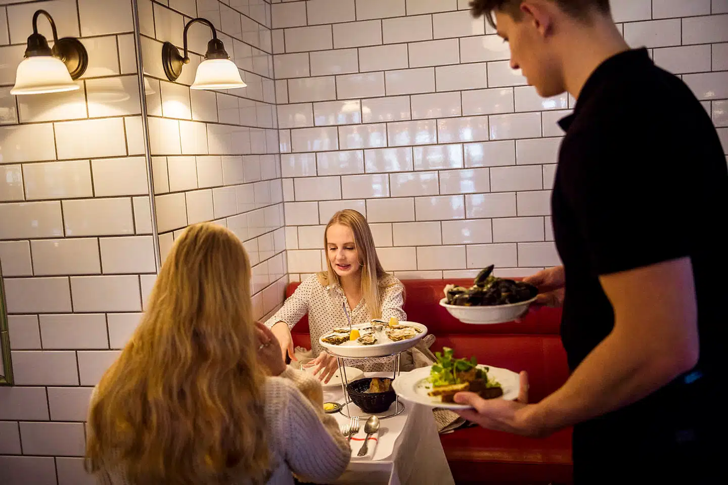 Bistro Pastis.