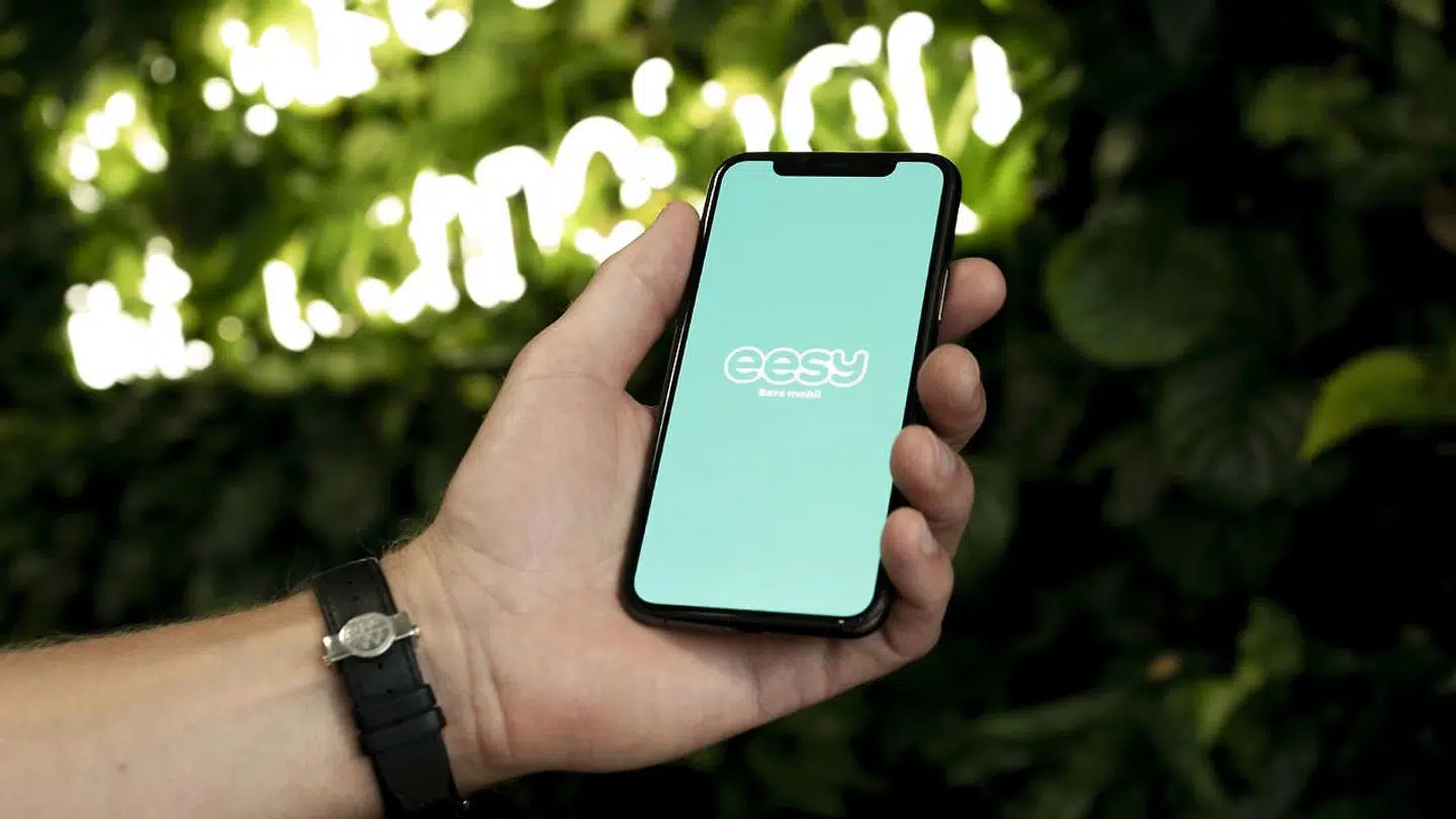 Eesy er navnet på TDCs nye lavprismobilselskab, som åbner 31. august, for at få vendt udviklingen og trække flere mobilkunder til Danmarks største telekoncern.