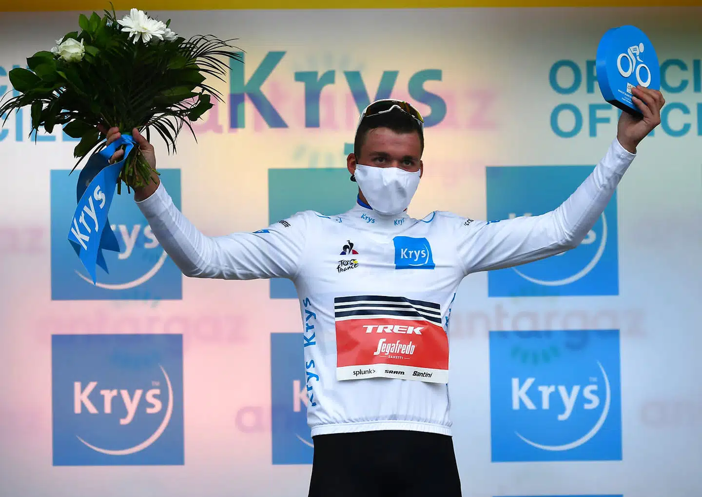 Verdensmesteren Mads Pedersen i den hvide ungdomstrøje.