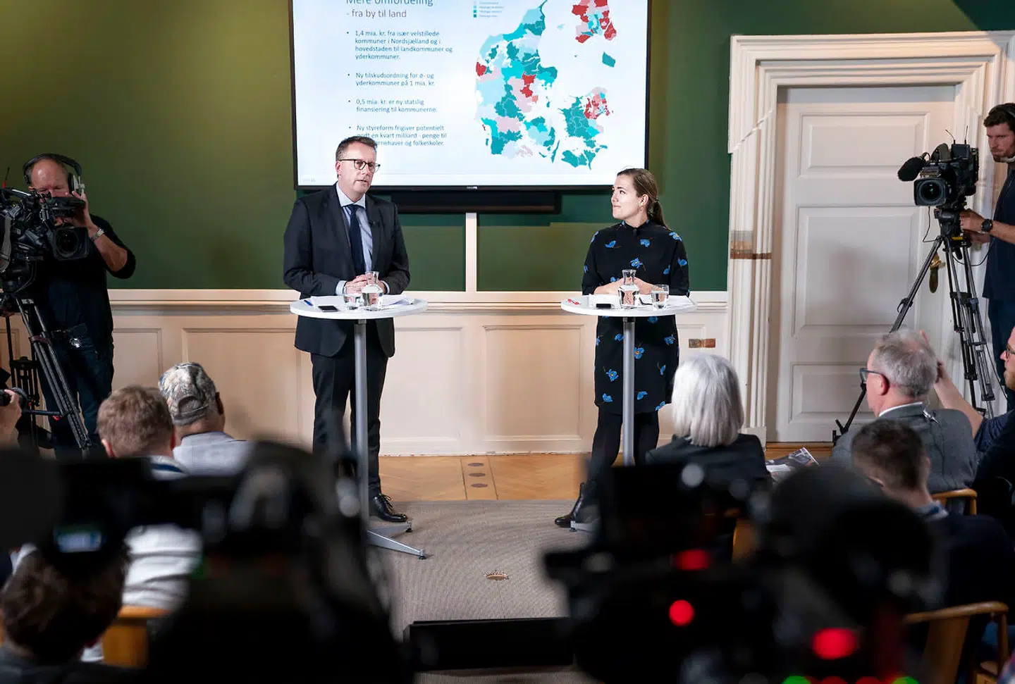 Fungerende finansminister Morten Bødskov (S) og social- og indenrigsminister Astrid Krag (S) holdt i januar pressemøde om regeringens udspil til en udligningsreform. En del af aftalen er, at rige kommuner kan sætte indkomstskatten op for at kompensere for en del af tabet ved reformen.