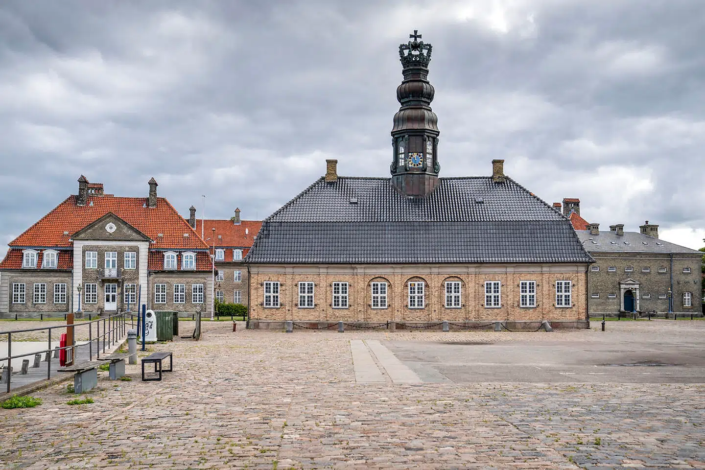 Det var her i Nyholms hovedvagt »Under Kronen«, at Slaget ved Reden blev planlagt – åbenbart ikke godt nok.