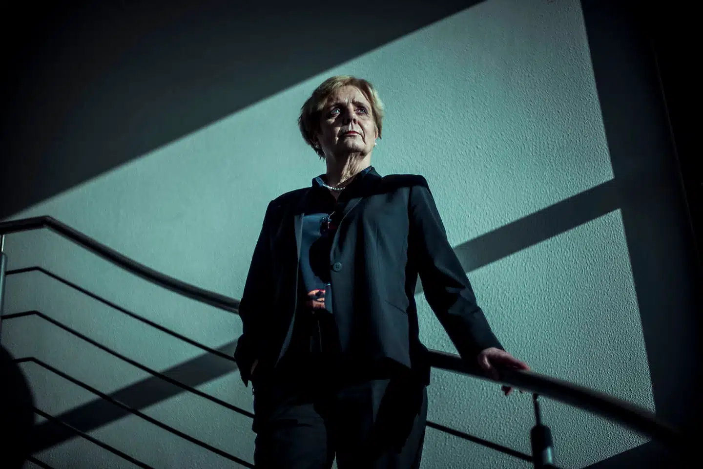 Karen Frøsig, administerende direktør for Sydbank, mener, at regeringen »udskammer« den finansielle sektor med dens planer om at sende en stor del af regningen for pensionsudspillet videre til finanssektoren.