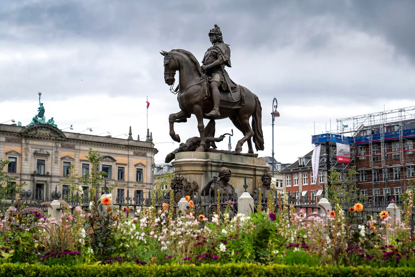 Regningen for den såkaldte brunering af rytterstatuen er på over 500.000 kroner.