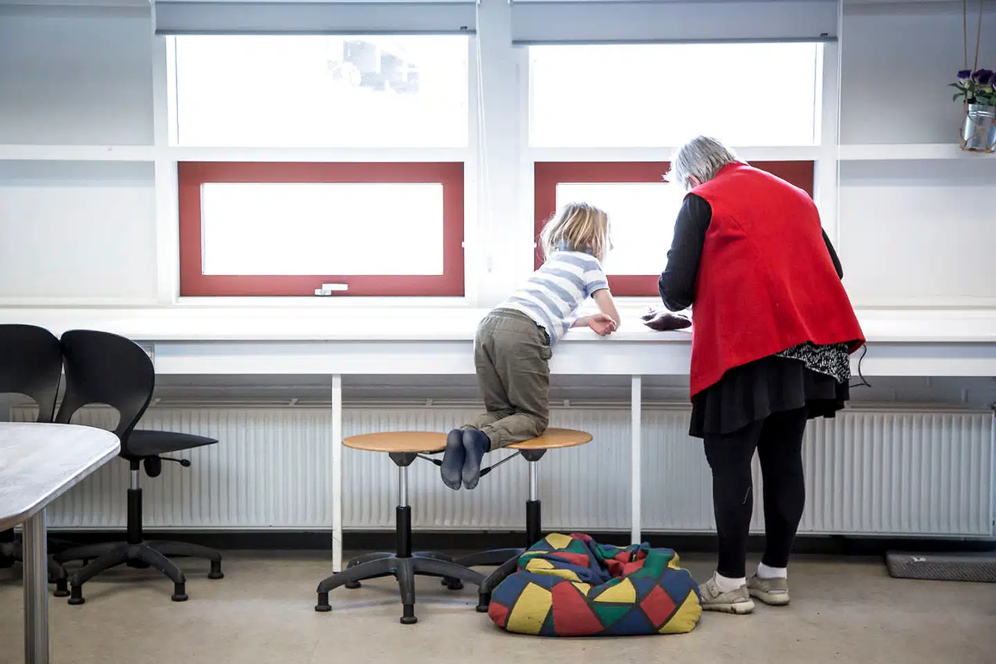 (ARKIV) »De stigninger, som man ser i Aarhus-området, er ganske bekymrende, og det er også ganske bekymrende, at Aarhus nu har et smittetal, hvor man ville fraråde at rejse dertil, hvis det var udlandet,« siger Nils Strandberg Pedersen.