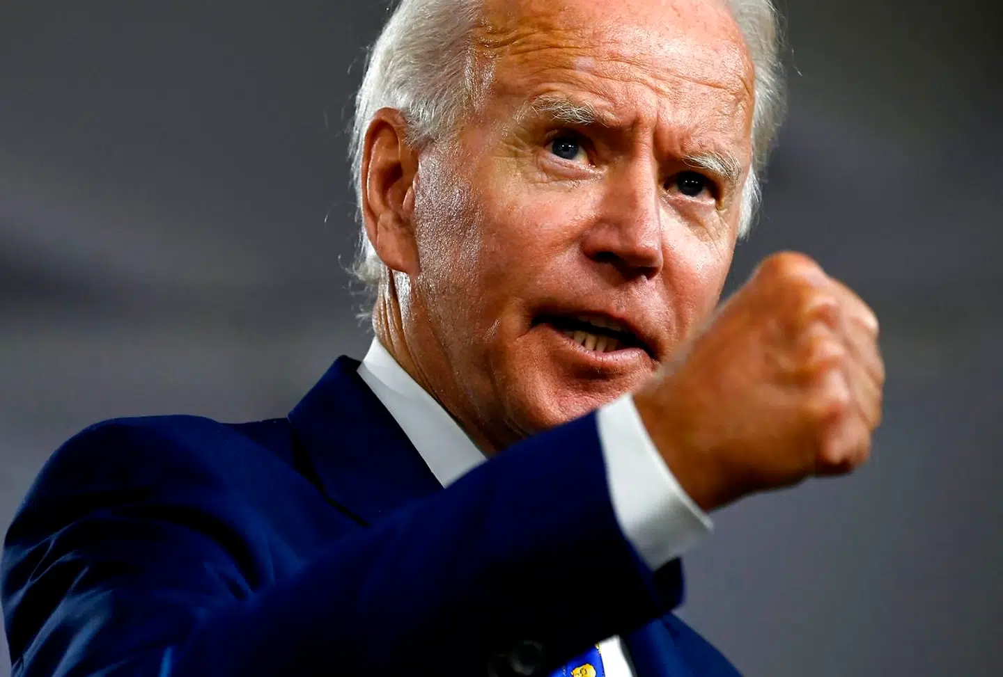 Joe Bidens mange års erfaring fra amerikansk toppolitik ses både som en fordel og en ulempe. En fordel, fordi han kender spillet i Washington og før har vist, at han kan arbejde på tværs af partiskel. Men samtidig en ulempe, fordi han ikke står for den fornyelse, som mange efterlyser.