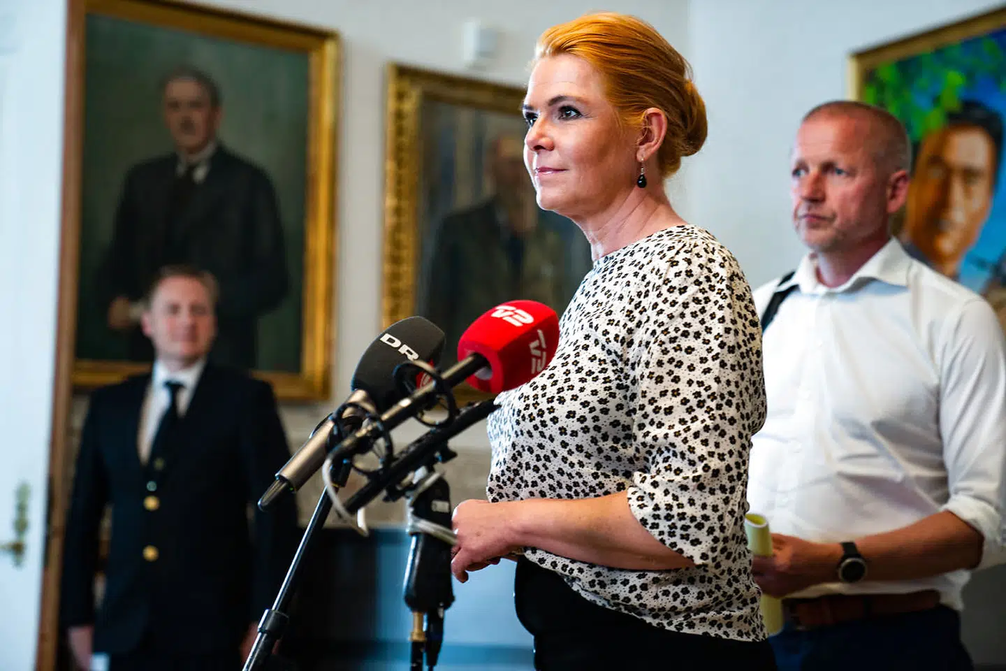 ARKIVFOTO: Inger Støjberg (V) ankommer til forhandling om næste fase af genåbningen, den såkaldte fase 4 i Justitsministeriet i København, onsdag den 12. august 2020.