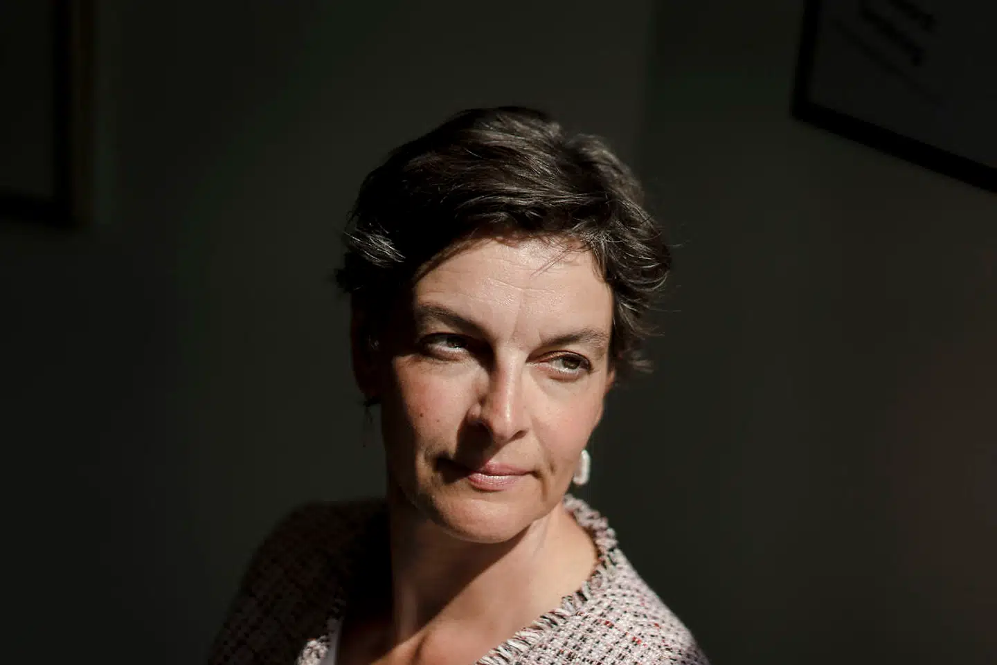 Næstformand for Djøf, Sara Vergo, ser positivt på muligheden for et mere fleksibelt arbejdsliv med mere hjemmearbejde. Derfor opfordrer hun nu til, at man giver arbejdsmiljøloven et tjek for at sikre, at den følger med tiden.