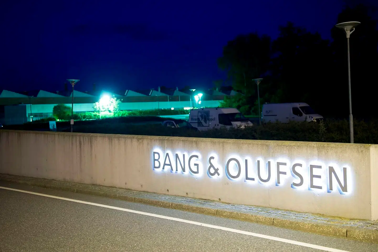 Bang & Olufsen har oplevet et stort dyk i salget i marts, april og maj. Men selskabet vil ikke længere samarbejde med elektronikkæden Power.