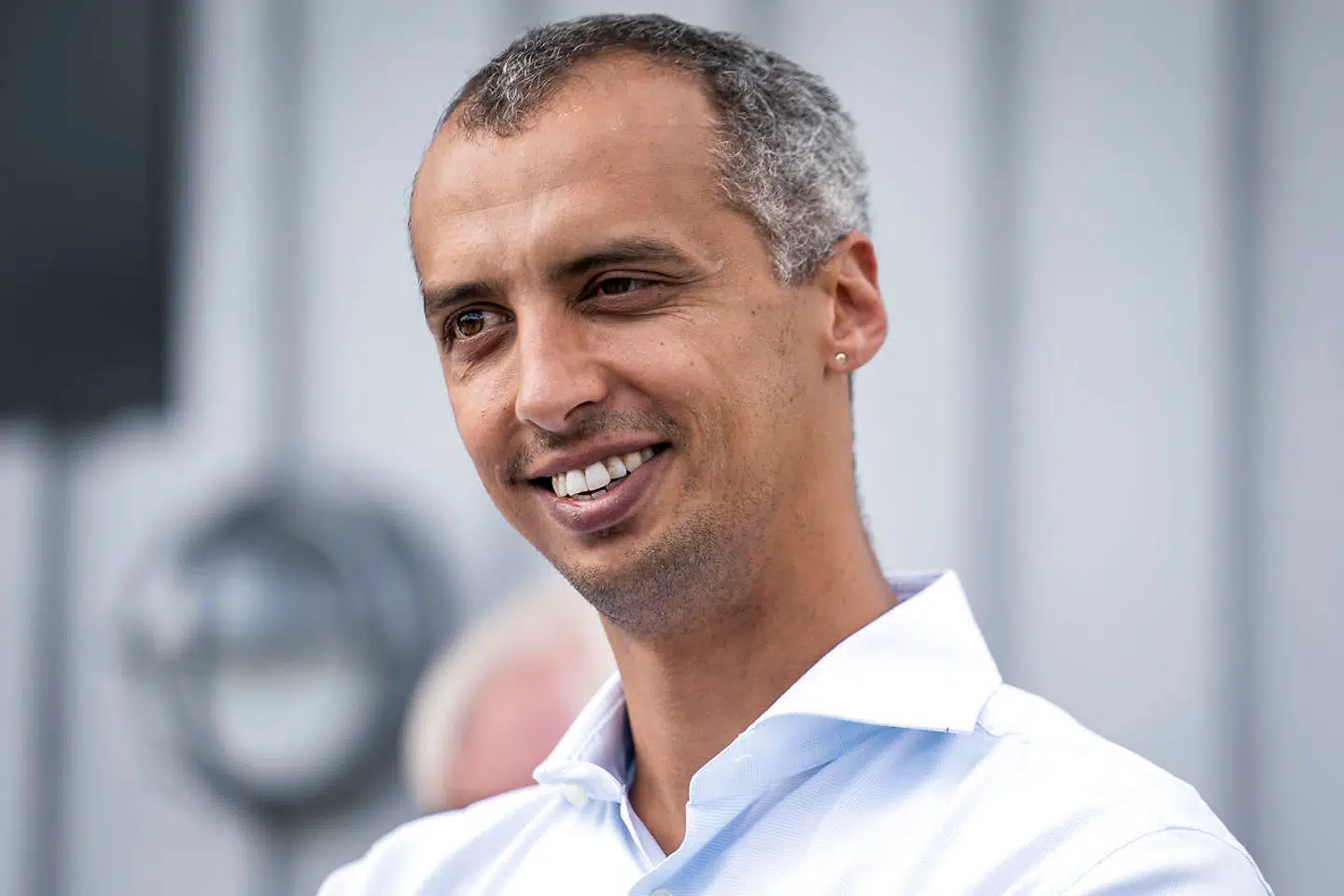 ARKIVFOTO: Udlændinge- og Integrationsminister Mattias Tesfaye (S) besøger Ishøj FC's DBU Get2 Fodboldskole i Ishøj, onsdag den 1. juli 2020.