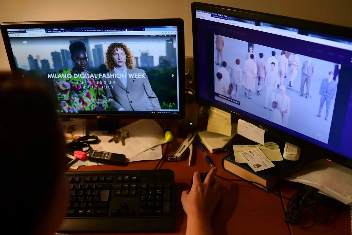 Selv om København bliver den første fysiske modeuge, som afholdes efter coronakrisen, så har man i blandt andet Milano afholdt en digital modeuge i starten af juli måned for forår/sommer-kollektionen for 2021 til herrer.