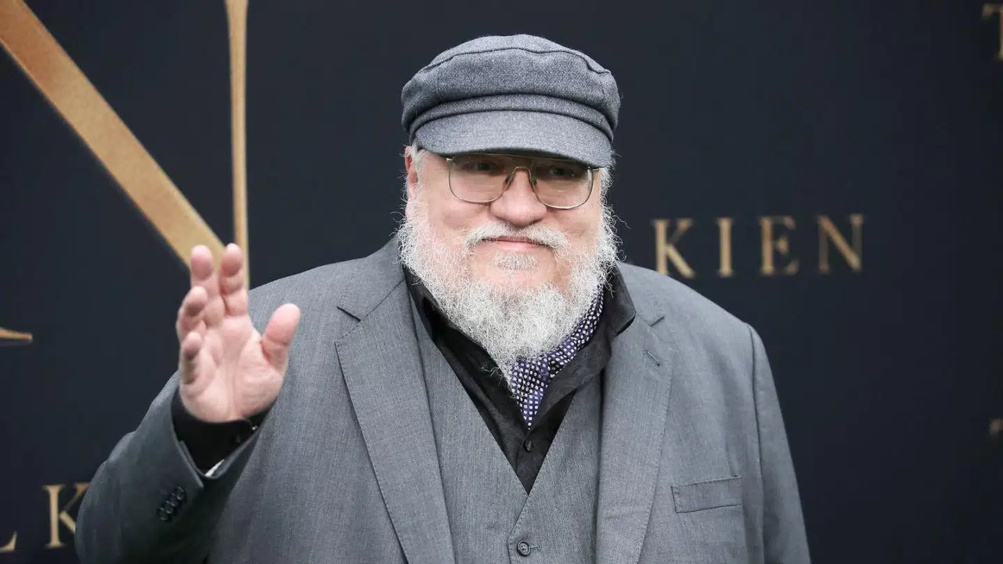 Forfatteren George R. R. Martin har ikke undskyldt for sin optræden ved uddelingen af science fiction-prisen Hugo Awards, men har tweetet et citat fra Voltaire om at »tilgive hinandens tåbeligheder«. Arkivfoto. REUTERS/Danny Moloshok