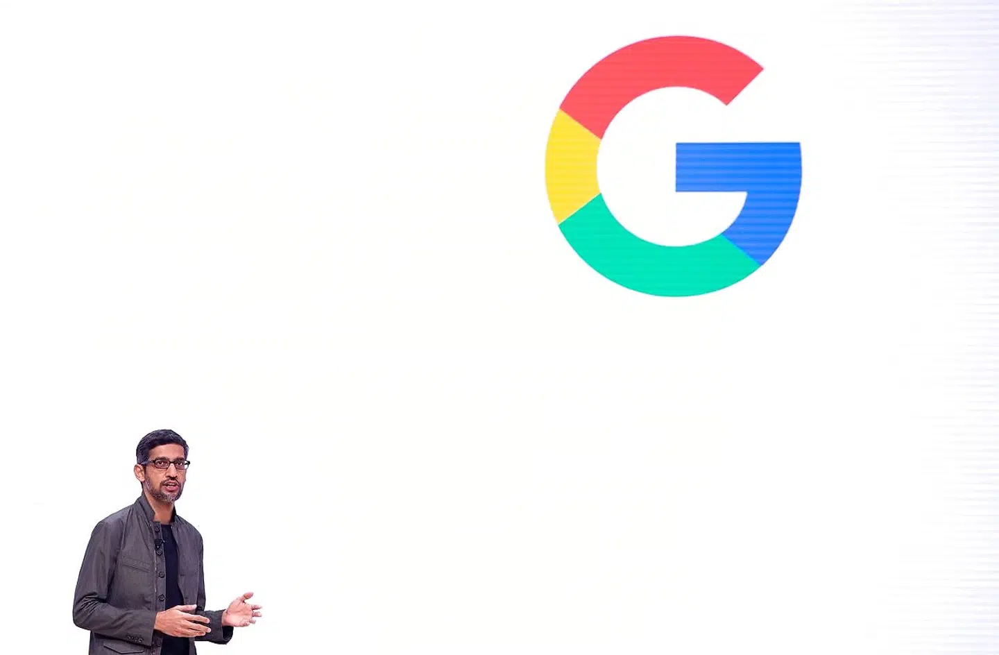 Googles topchef, Sundar Pichai, lovede i begyndelsen af juni at støtte det sorte samfund i USA med en række initiativer. Nu ser et af dem dagen – et ikon, som sorte virksomhedsejere kan bruge til at promovere deres virksomhed som sortejet med. Arkivfoto: Josh Edelson/AFP/Ritzau Scanpix
