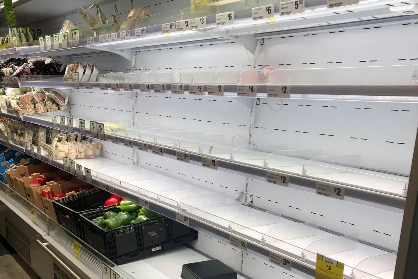 Nedlukning af den australske millionby Melbourne har ført til hamstring af dagligvarer i supermarkederne. Privatfoto/Free