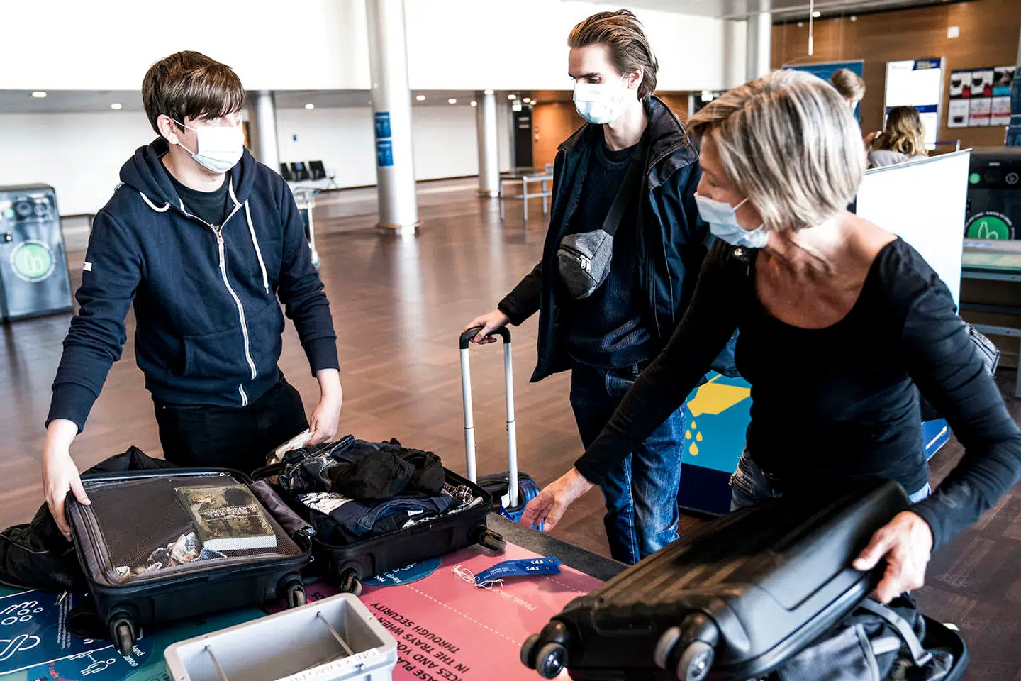 »Jeg tror, vi skal være nogenlunde tilfredse med et smittetal på omkring de 30 eller 40 om dagen. Det skulle ikke undre mig, hvis smittetallet kan blive stabiliseret på det de kommende uger. Det håber jeg,« siger Nils Strandberg Pedersen, tidligere direktør for Statens Serum Institut.