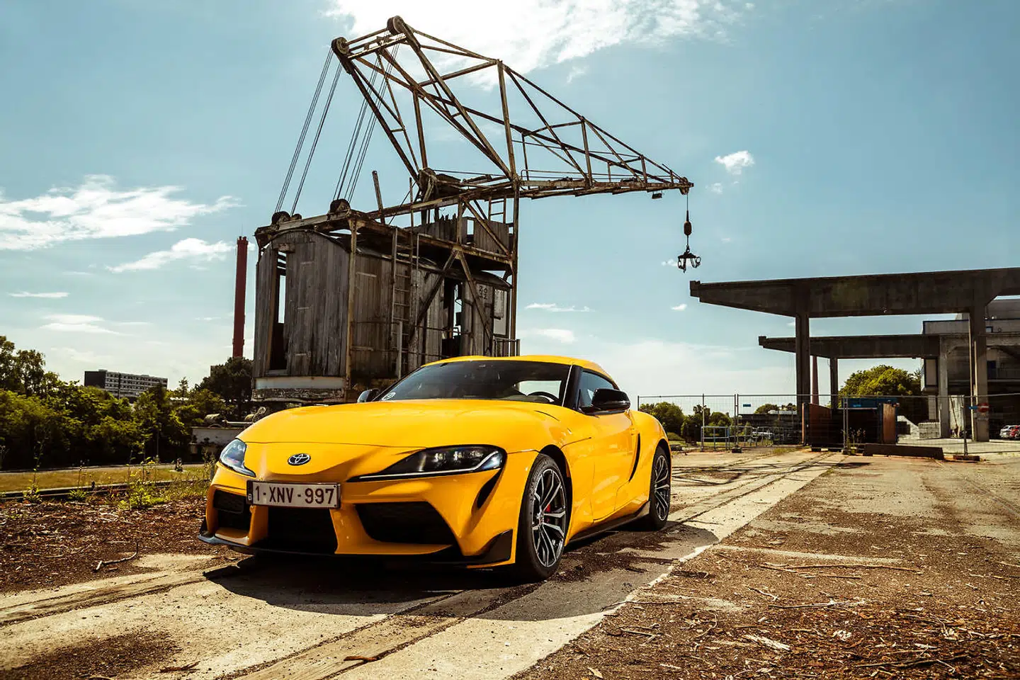 Toyota Supra lander nu i en billigere version med en firecylindret motor på 258 hk i stedet for den sekscylindrede på 340 hk.