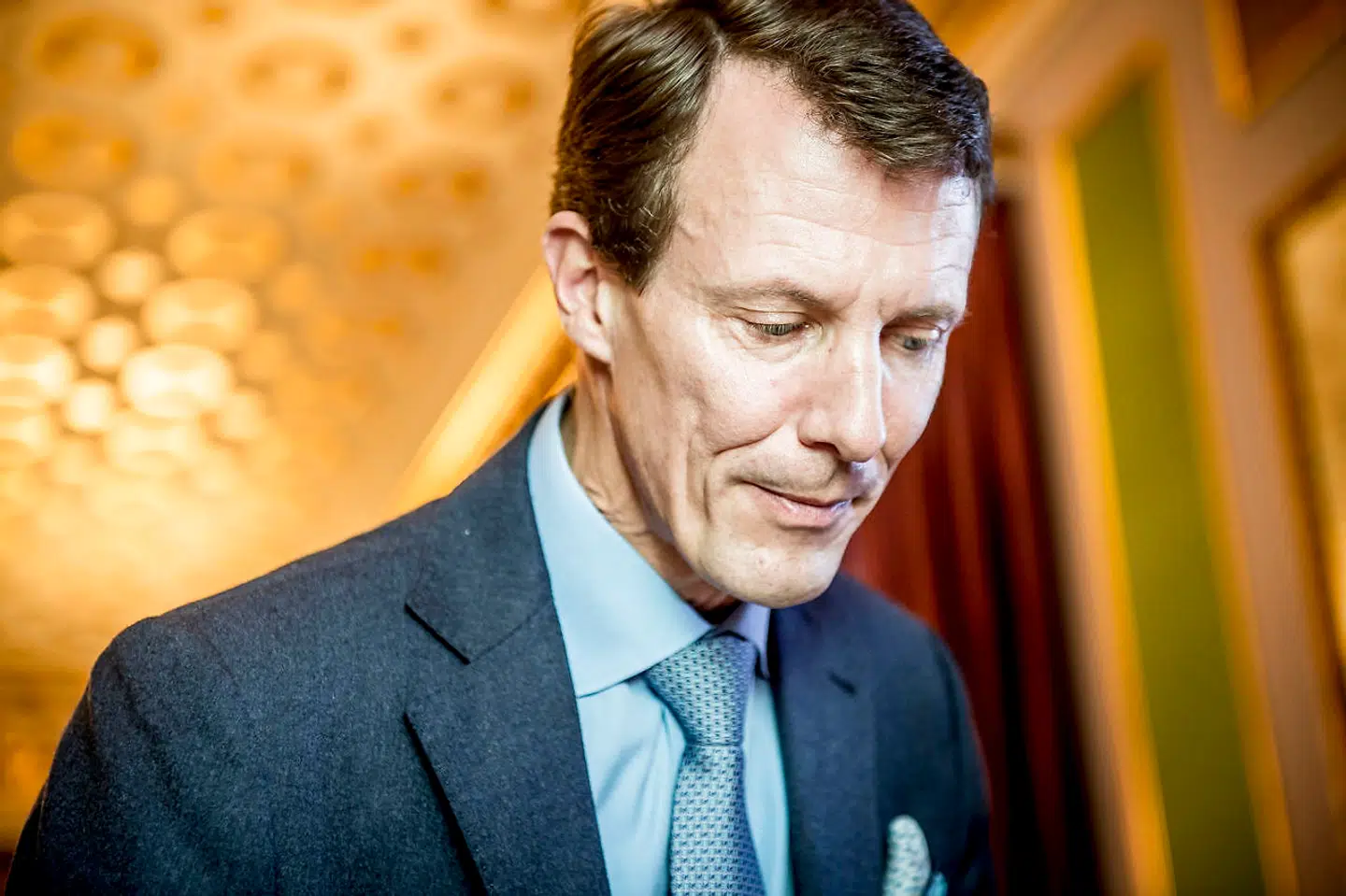 »I den bedste situation kommer han sig uden mén. Så kan han være udskrevet inden for nogle få dage. Så er næste skridt at finde årsagen til blodproppen, der kan være mange ting,« siger neurolog og lektor Jacob Rørbech Marstrand om prins Joachims blodprop.