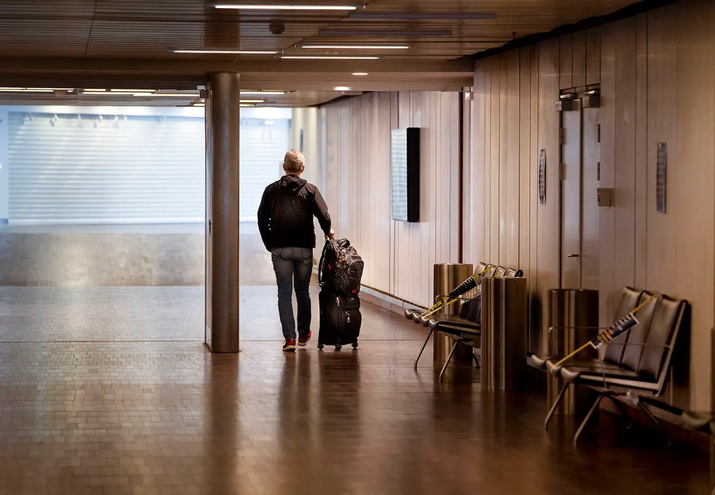 En næsten mennesketom Københavns Lufthavn, fredag den 15. maj 2020, under coronakrisen. Normalt er der 83.000 rejsende igennem lufthavnen dagligt. Finans skriver i dag, at store fyringsrunder nu slår rekord under krisen.