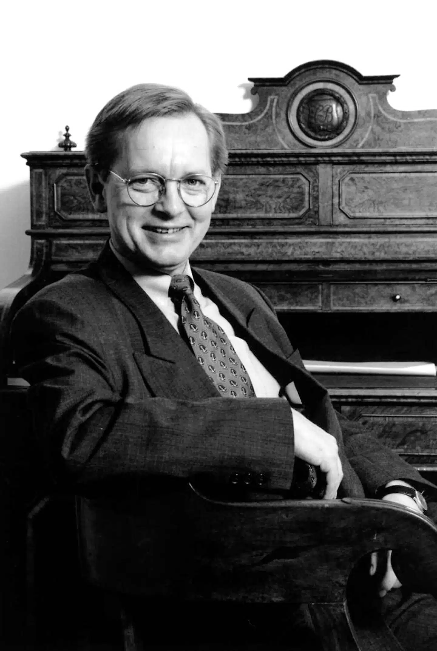 Hans Dam som chefredaktør i de gamle mindestuer i Pilestræde. Foto: Mogens Ladegaard