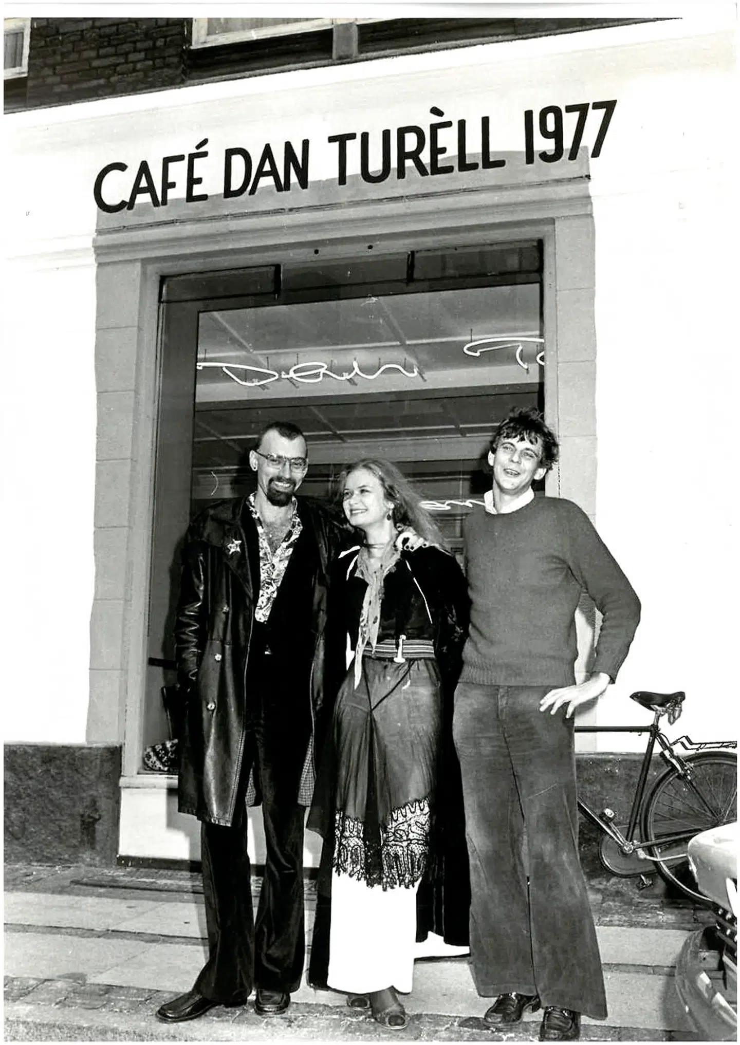 Dan Turell, Chili Turell og en af cafeens tre bagmænd, Søren Bro. Foto fra 1977.