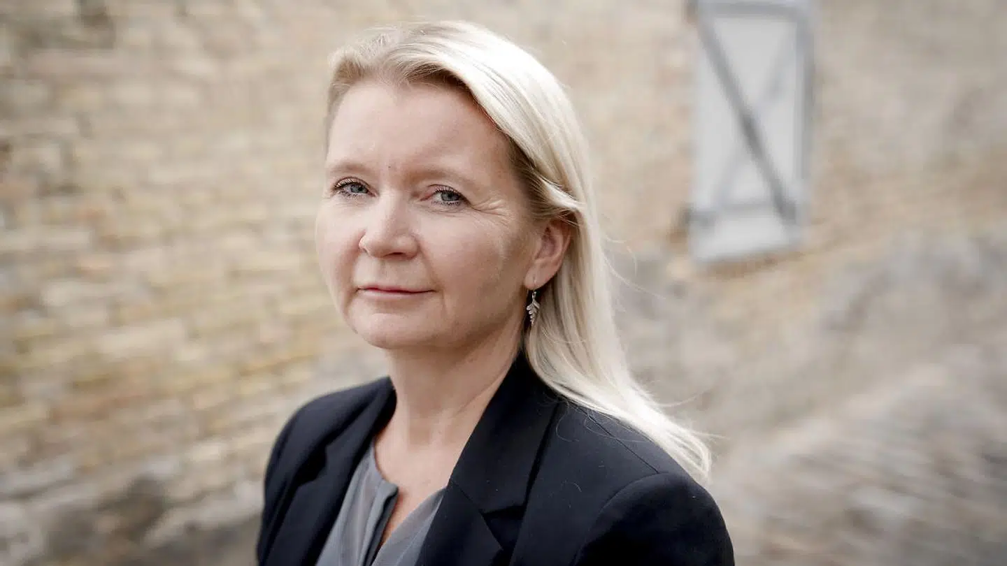 Direktør for kriminalforsorgen Ina Eliasen er ny på posten, men langtfra ny i Kriminalforsorgen. Tidligere har hun fungeret som fængselsinspektør i Københavns Fængsler og som områdechef for Kriminalforsorgen Hovedstaden. Ina Eliasen tiltrådte 1. juli.