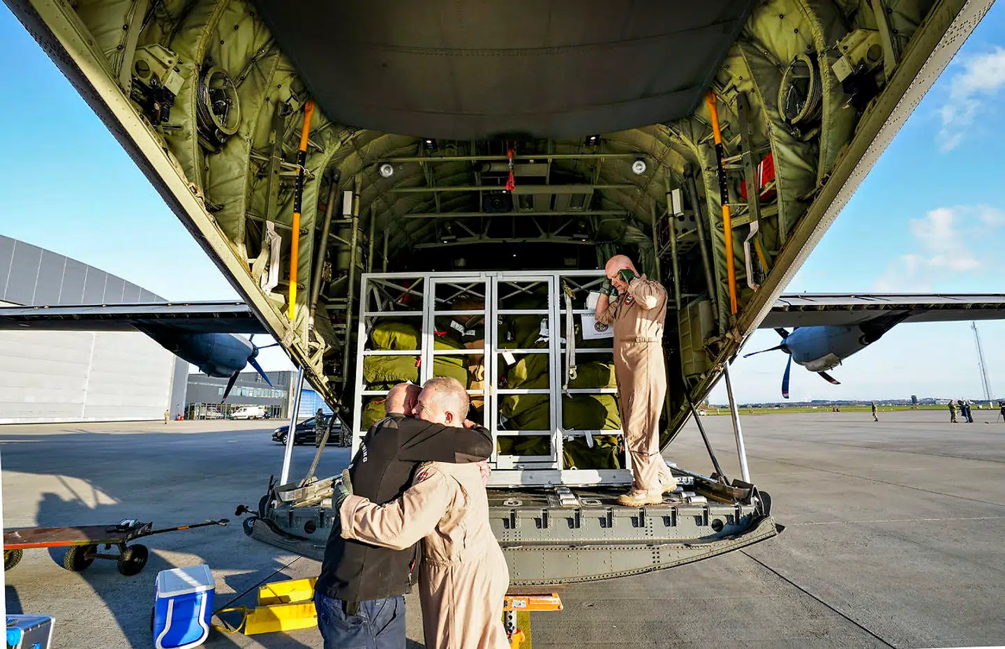 Arkivfoto:Forberedelser før afsendelse af et C130J Hercules-transportfly fra Flyvestation Aalborg til Mali i Vestafrika, onsdag den 13. november 2019. Missionen endte med at være to måneder længere end planlagt grundet corona.