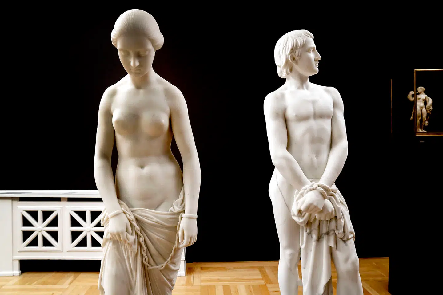 »Museet kigger tilbage på mere end 6.000 års enestående kulturhistorie, og da både verden og sproget er levende og udvikler sig hele tiden, vil der løbende være behov for at justere begreber og ord, som kan være svære at forstå og benytte for et nutidigt publikum,« skriver Gertrud Hvidbjerg-Hansen fra Glyptoteket.