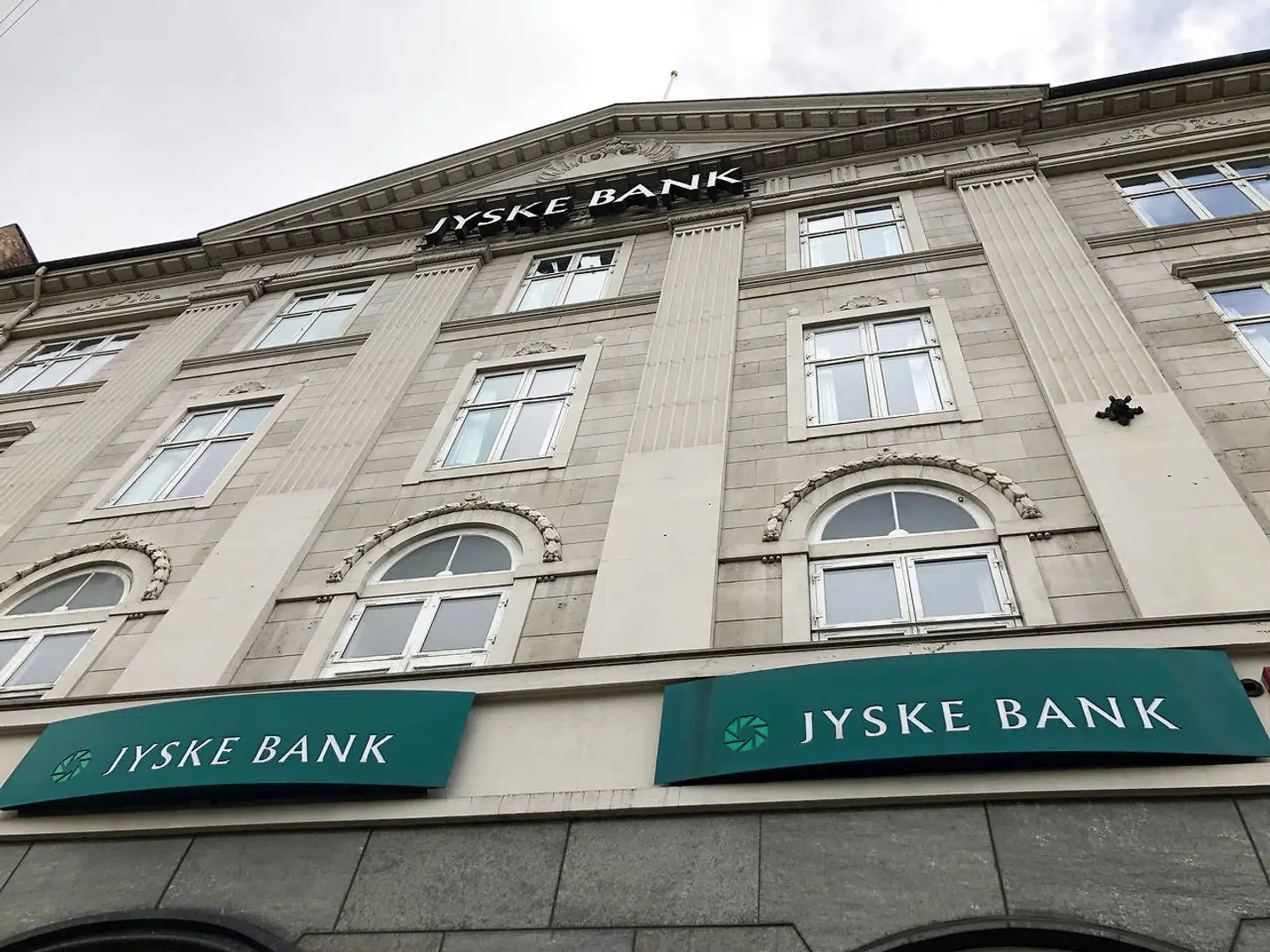 Analytikere er positive over de seneste nøgletal fra Jyske Bank.