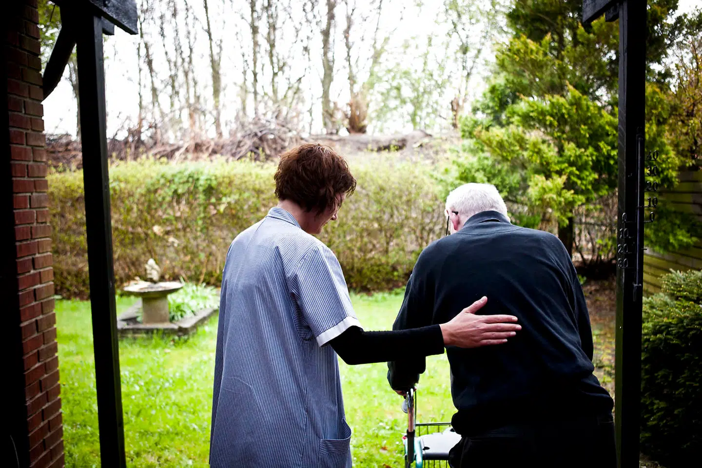 Kun ti procent af de ansatte i ældreplejen har fuldtidsstillinger, viser en analyse.