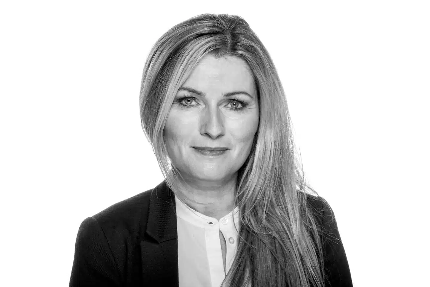 Kritikken af Berlingske er nu blevet til en del af den fortælling, som Joy Mogensen bruger som løftestang til undslippe den politiske suppedas, hun befinder sig i, mener Anne Sophia Hermansen.