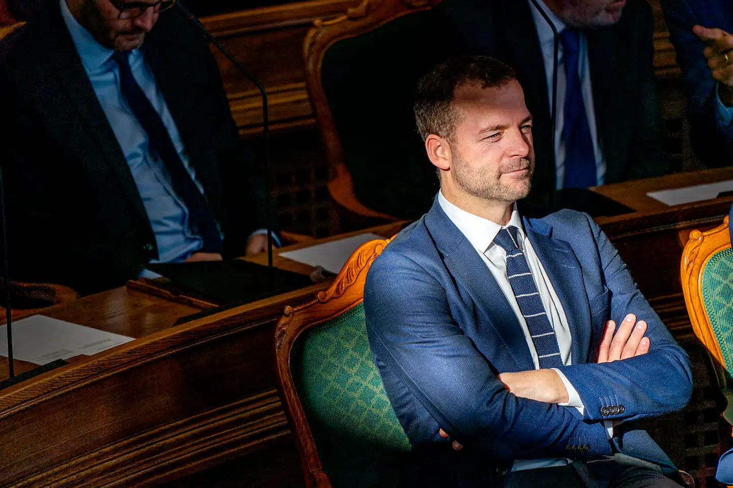 Den stigende pensionsalder bør højst gå til 70 år, mener de Radikales leder, Morten Østergaard. Det skriver Jyllands-Posten i fredagens avis.
