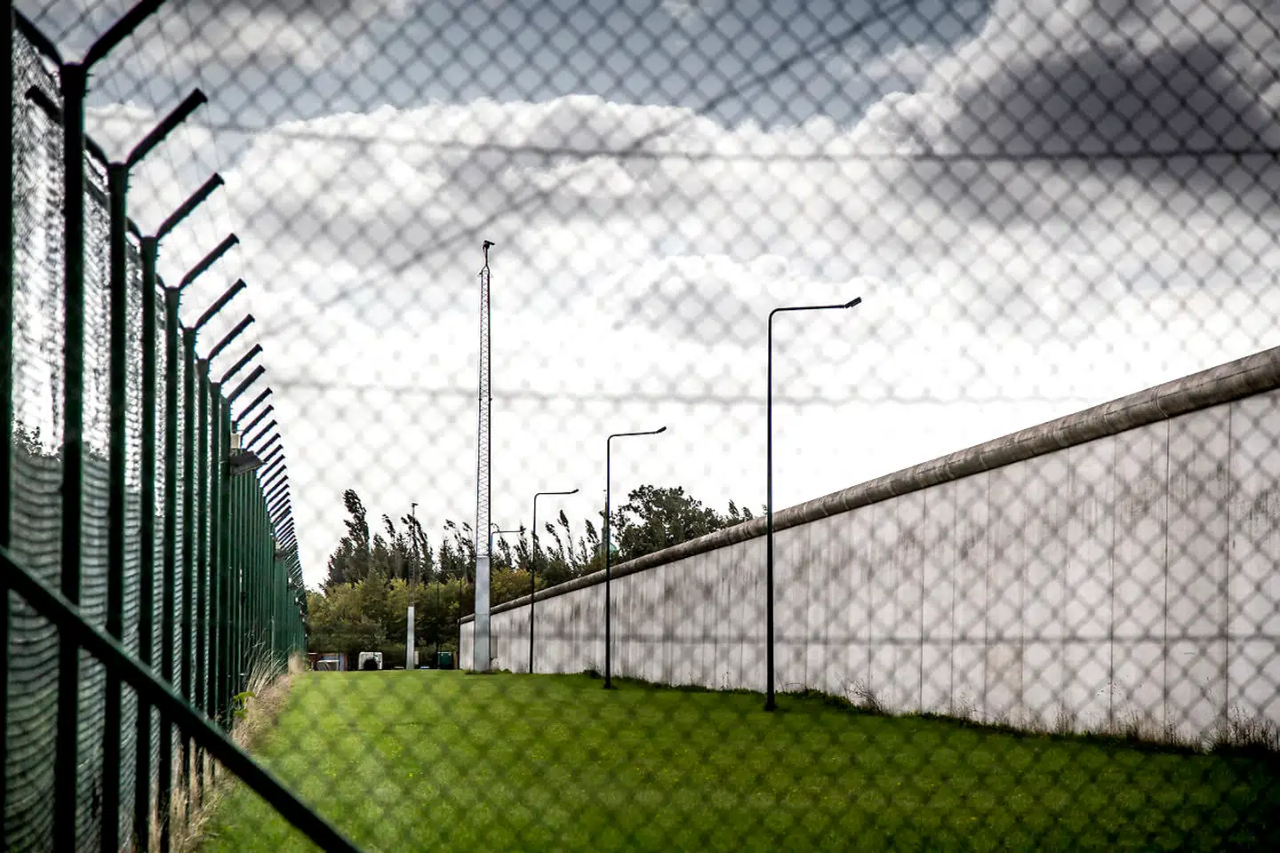 »..man kan med rette spørge sig selv, hvor mange legemsdele, der skal skæres af, eller hvor mange millioner, der skal franarres godtroende borgere, før man bare når 50 pct. af strafferammen,« skriver Preben Bang Henriksen. Herstedvester fængsel i Albertslund, 16. september 2019.