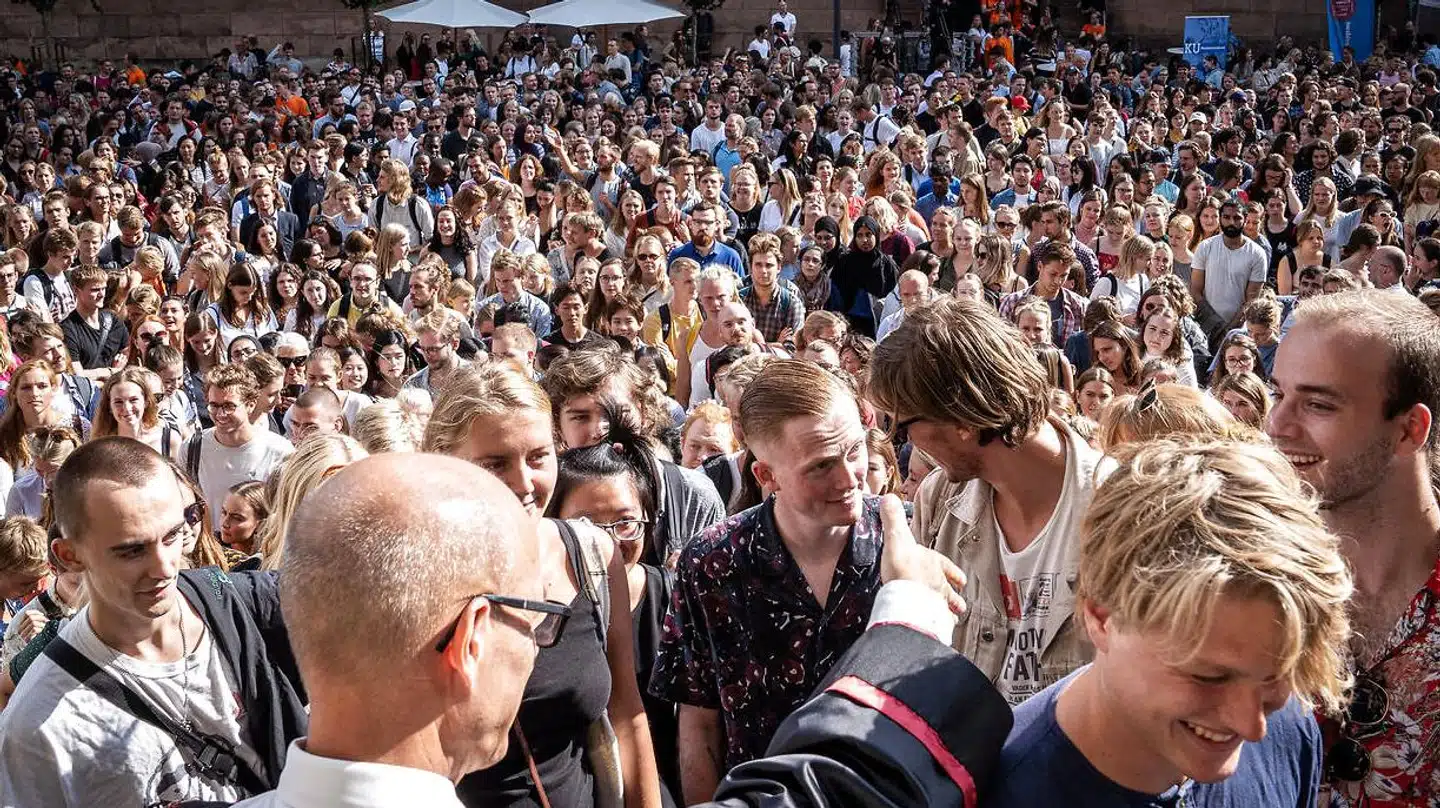 Nye studerende til immatrikulation på Københavns Universitet på Frue Plads i København sidste år. I alt ansøgte 88.754 personer i 2019 om optagelse på de videregående uddannelser.