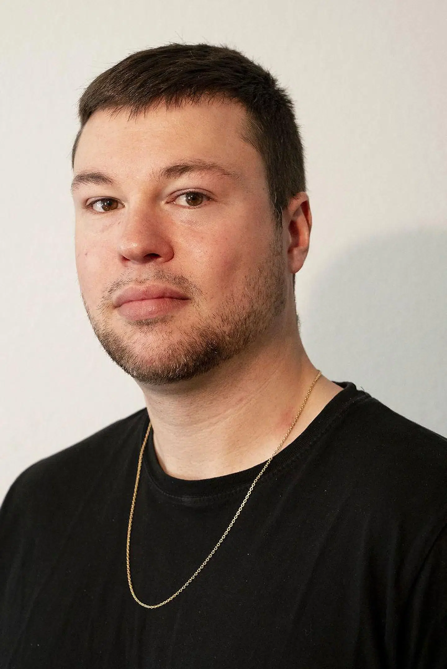 Patrick Alessi er tidligere lejer på Damhus Boulevard 69 A i Rødovre. I flere år har han jagtet sine penge, som han aldrig fik med, da han og andre lejere efter kort tid flyttede ud af huset.