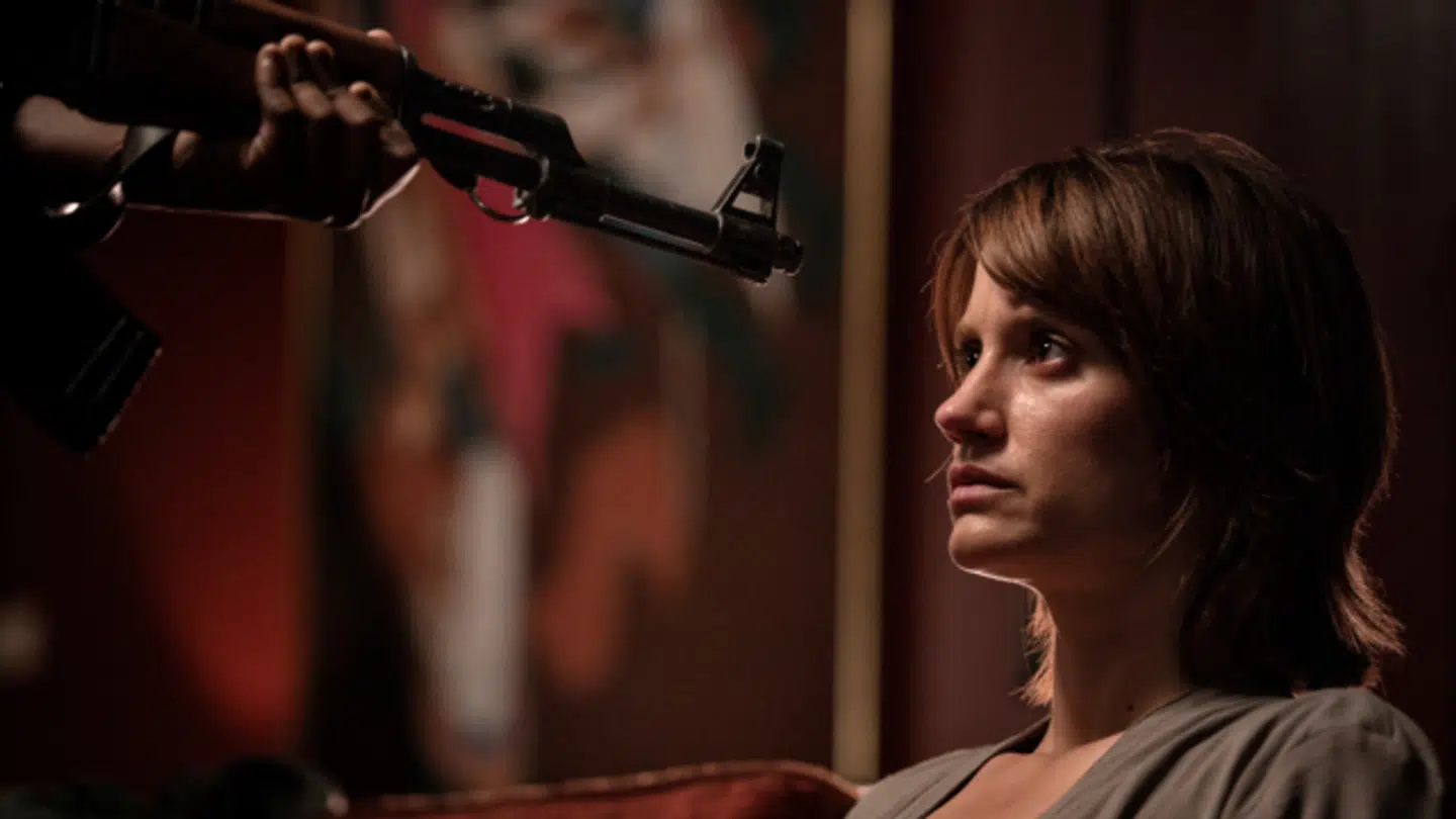 Malene (Amanda Collin) står ansigt til ansigt med sin fortid i »Undtagelsen«. Foto: SF Studio