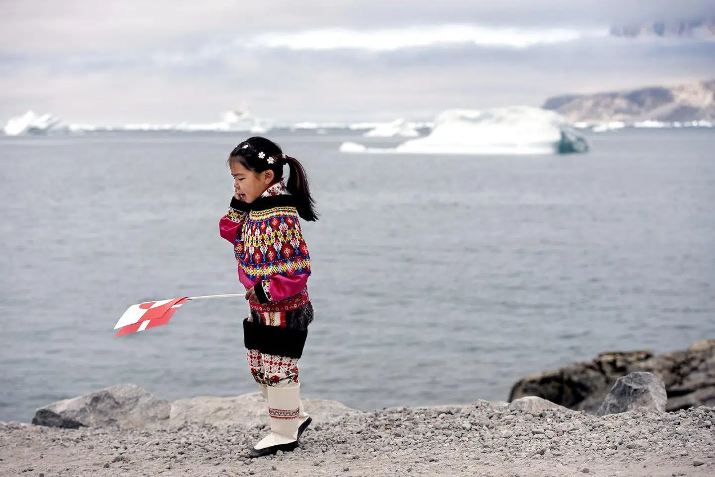 »Men det er en selvfølge, at eftersom Grønland ikke hører til disse, men siden middelalderen har været en ligestillet del af riget, så har Grønland ingen plads på et kolonihistorisk museum,« skriver Thorkild Kjærgaard.