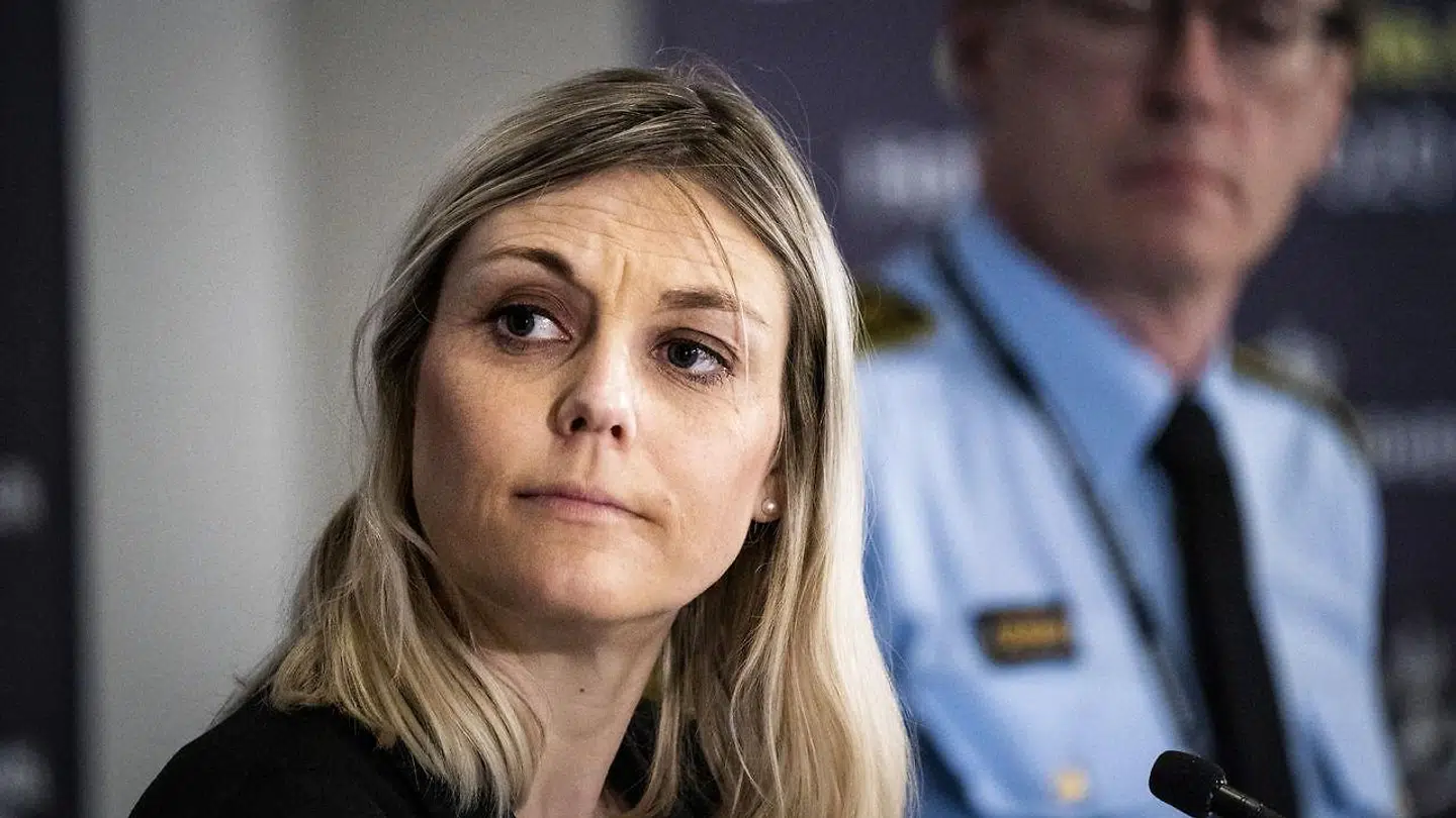 Forsvarsminister Trine Bramsen (S) forventer, at Danmark fremover kommer til at investere mere i bekæmpelsen af cyberkriminalitet og cyberspionage.