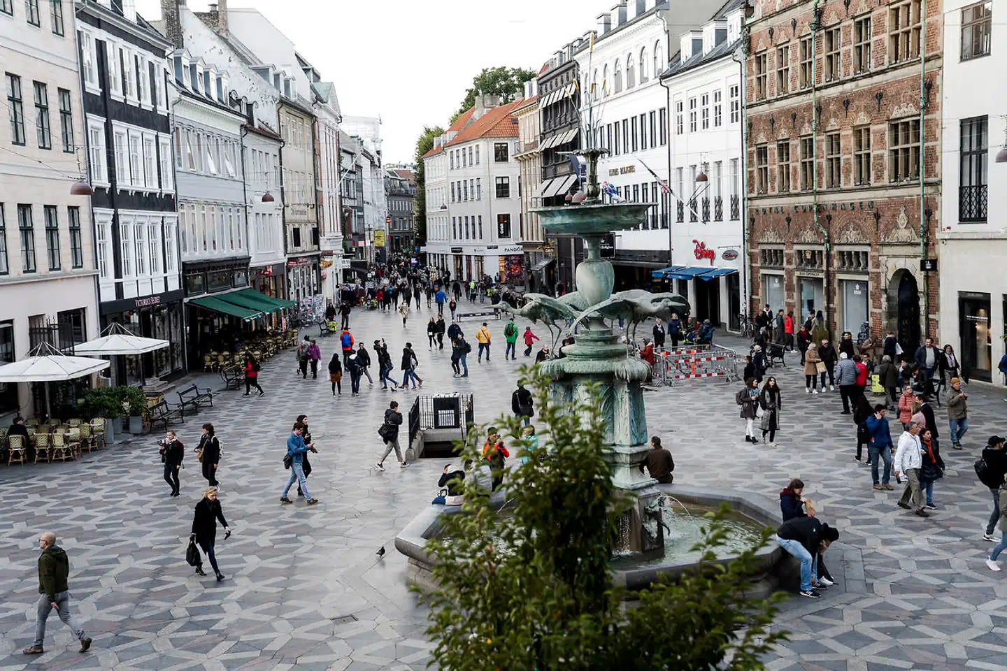 Der er 1.000-kronesedler på vej til danskere på overførselsindkomst. Også til dem med gæld til det offentlige.