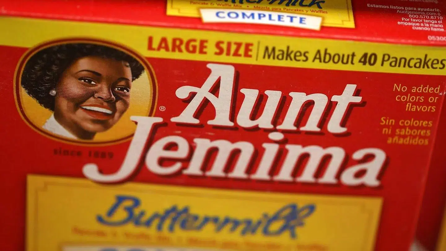 Den populære Aunt Jemima-pandekageblanding er fortid, fordi den kan opfattes stødende, lyder det fra produktets ejer, Pepsico.